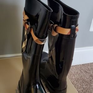 Burberry Rain Boots Size 11
